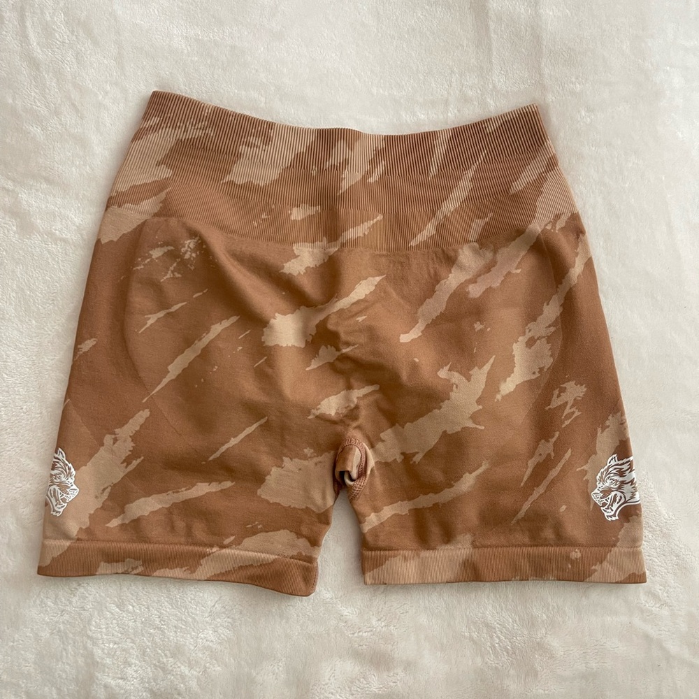 Seamless shorts